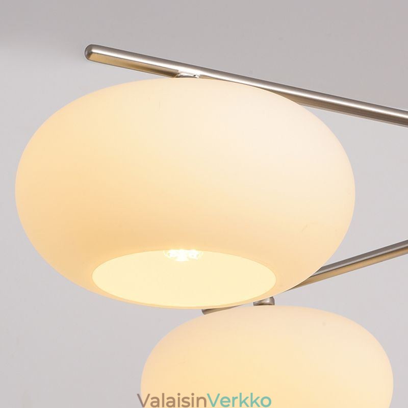 Pohjoismainen lasiriippuvalaisin Luova takorautainen kattovalaisin