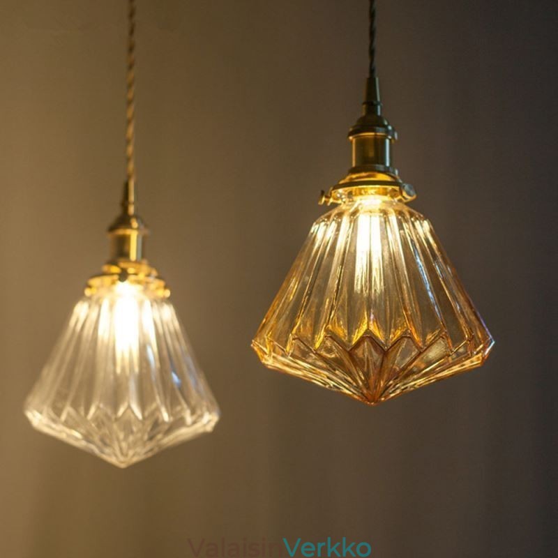 Kirkas Diamond Ribbed Lasi riippuvalaisin