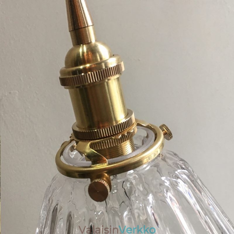 Kirkas Diamond Ribbed Lasi riippuvalaisin