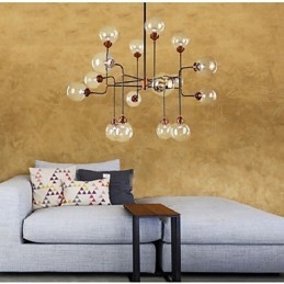 Sopimuksen saanut luova näytteli amerikkalaisen lasipallon roolissa istuvan Magic Beans Droplightin roolissa