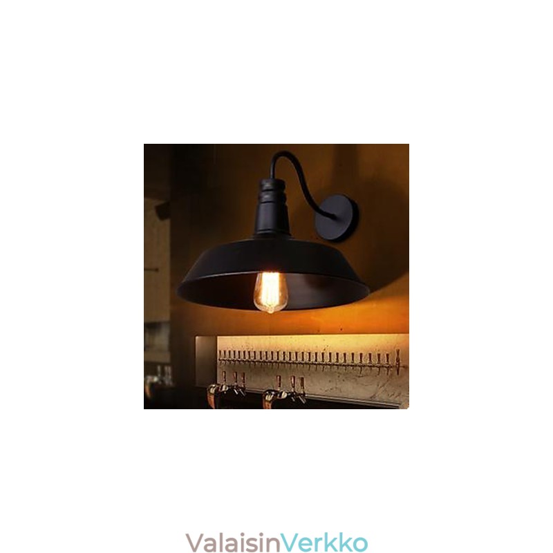 Sovittu tyyli Potin seinävalaisin