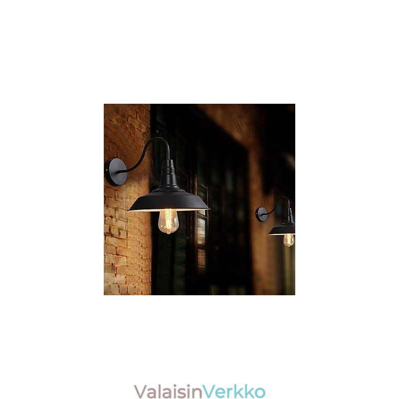 Muinaisten tapojen palauttaminen on vanha katuvalaisin parvekkeen eteinen takorautainen potin seinävalaisin
