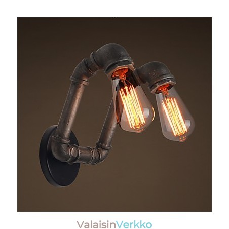 Retro metalliseinävalaisin kahvilaan