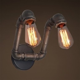 Retro metalliseinävalaisin kahvilaan