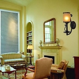 Seinävalaisimet perinteistä klassista metallia