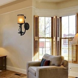 Seinävalaisimet perinteistä klassista metallia