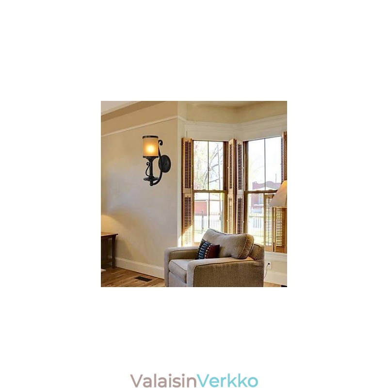 Seinävalaisimet perinteistä klassista metallia