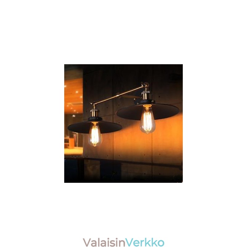 Maaseudun teollinen retroseinävalaisin Kaksinkertainen seinävalaisin musta sateenvarjo