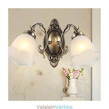Retrolasi yksinkertainen eurooppalainen moderni eleganssi takorautainen seinävalaisin Retrolasi yksinkertainen eurooppalainen moderni eleganssi takorautainen seinävalaisin