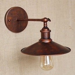 Minimalistinen teollisuustyylinen huvila kirkon käytävän edessä Nostalginen sateenvarjo Punainen pronssi koristeellinen seinävalaisin