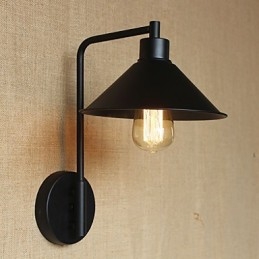 Moderni minimalistinen käytävävarasto parveke kuisti rautakoristeellinen seinävalaisin