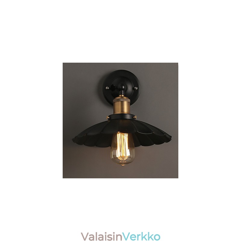Creative portaikko entisöivä muinaisia tapoja yksipää musta mekko takorautainen seinävalaisin