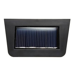 Lämmin keltainen aurinkoenergialla toimiva seinäteline 2 lyhtyvalaisin