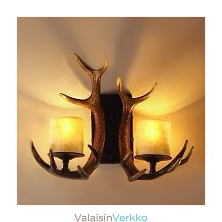Seinävalaisin, jossa on 2 valoa Antlersissa Seinävalaisin, jossa on 2 valoa Antlersissa