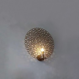 Moderni nykyaikainen Moderni nykyaikainen maalausominaisuus valoa ympäröiville seinävalaisimille