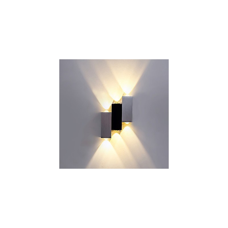 Moderni nykyaikainen harjattu ominaisuus Ambient Lightin uppoasennusseinävalaisimiin