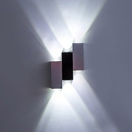 Moderni nykyaikainen harjattu ominaisuus Ambient Lightin uppoasennusseinävalaisimiin