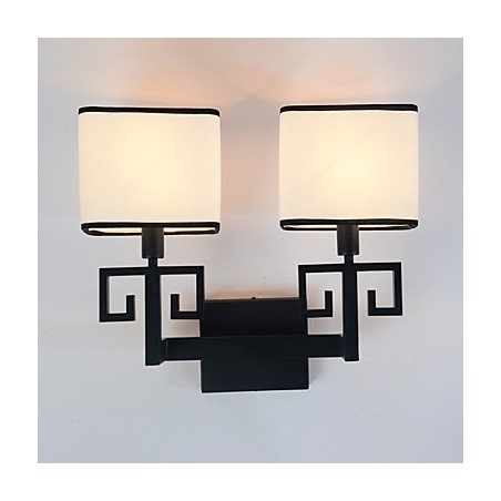 Moderni nykyaikainen maalaismainen Lodge Moderni nykyaikainen maalausominaisuus minityyliseen ympäristöön