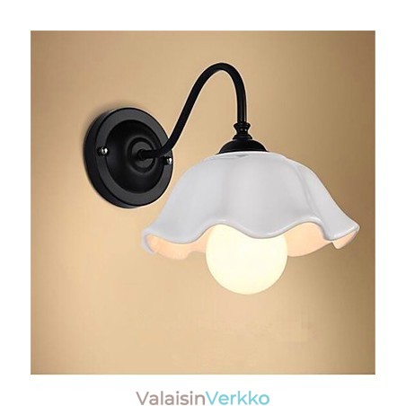 Moderni nykyaikainen maalausominaisuus mini-tyyliselle silmiensuojaukselle ympäröivään valoseinään Moderni nykyaikainen maalausominaisuus mini-tyyliselle silmiensuojaukselle ympäröivään valoseinään
