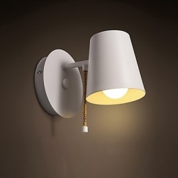 Moderni nykyaikainen ominaisuus Ambient Light -seinävalaisimet