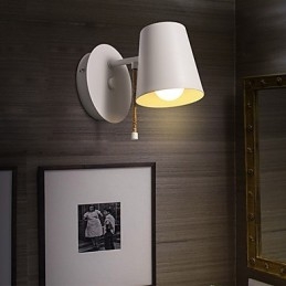 Moderni nykyaikainen ominaisuus Ambient Light -seinävalaisimet