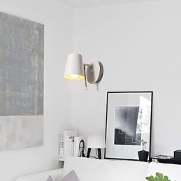 Moderni nykyaikainen ominaisuus Ambient Light -seinävalaisimet