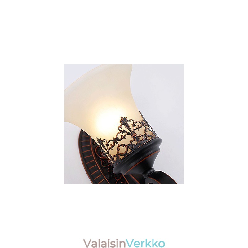 Moderni nykyaikainen sähköpinnoitettu ominaisuus Ambient Light -seinävalaisimiin