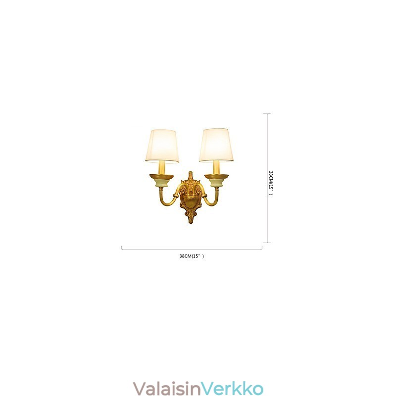 Yksinkertainen maalaisperinteinen klassinen messinkiominaisuus minityylisille uplight-seinävalaisimille