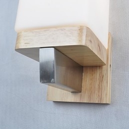 Moderni nykyaikainen ominaisuus uplight-seinävalaisimiin