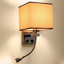 Moderni nykyaikainen sähköpinnoitettu ominaisuus Ambient Light -seinävalaisimiin