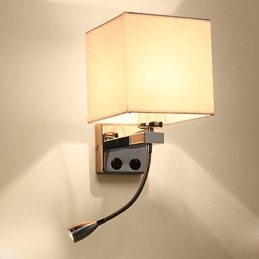 Moderni nykyaikainen sähköpinnoitettu ominaisuus Ambient Light -seinävalaisimiin