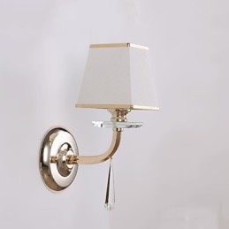 Moderni nykyaikainen galvanoitu ominaisuus Crystal Ambient Light -seinävalaisimiin