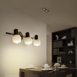 Moderni nykyaikainen maalaismainen Lodge Moderni nykyaikainen maalausominaisuus minityyliseen ympäristöön