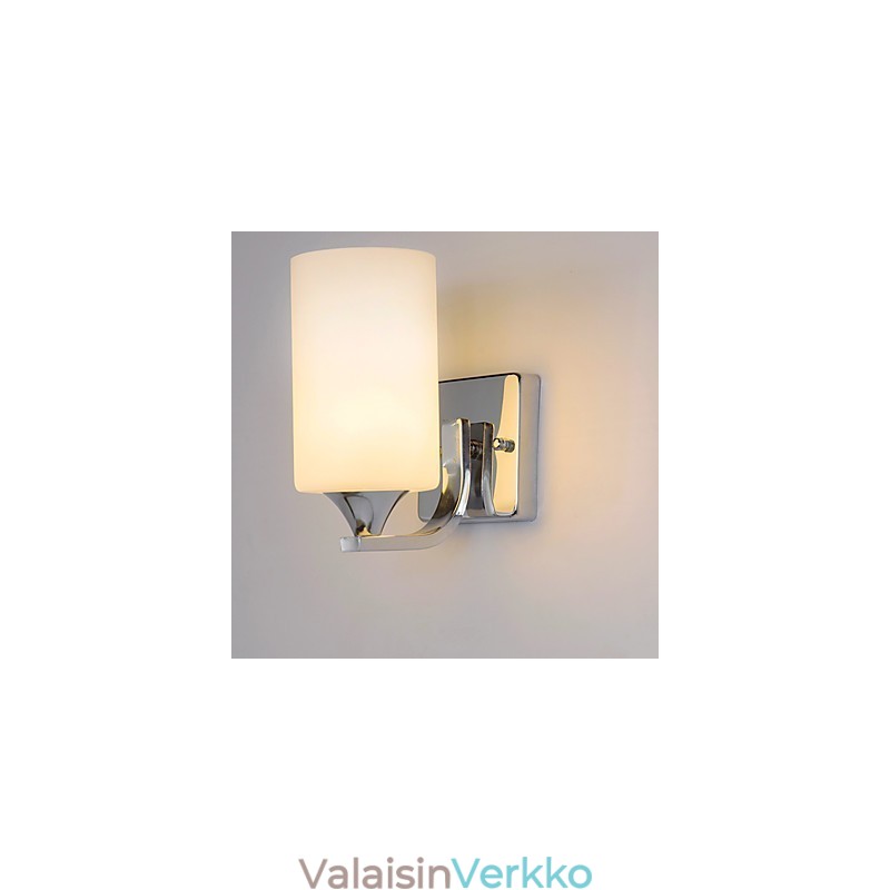 Metallinen moderni nykyaikainen uppoasennettava ja kattoon tarkoitettu hugger-valo, jossa on seinävalaisimet