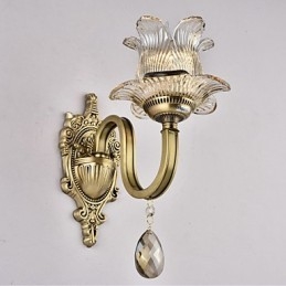 Rustic Lodge Brass -ominaisuus mini-tyyliselle seinävalaisimille