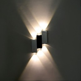 Moderni nykyaikainen maalausominaisuus minityyliselle Ambient Lightin uppoasennusvalaisimille
