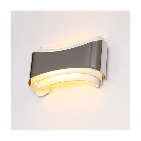 Integroitu moderni nykyaikainen Chrome-ominaisuus ympäristövalaisimiin