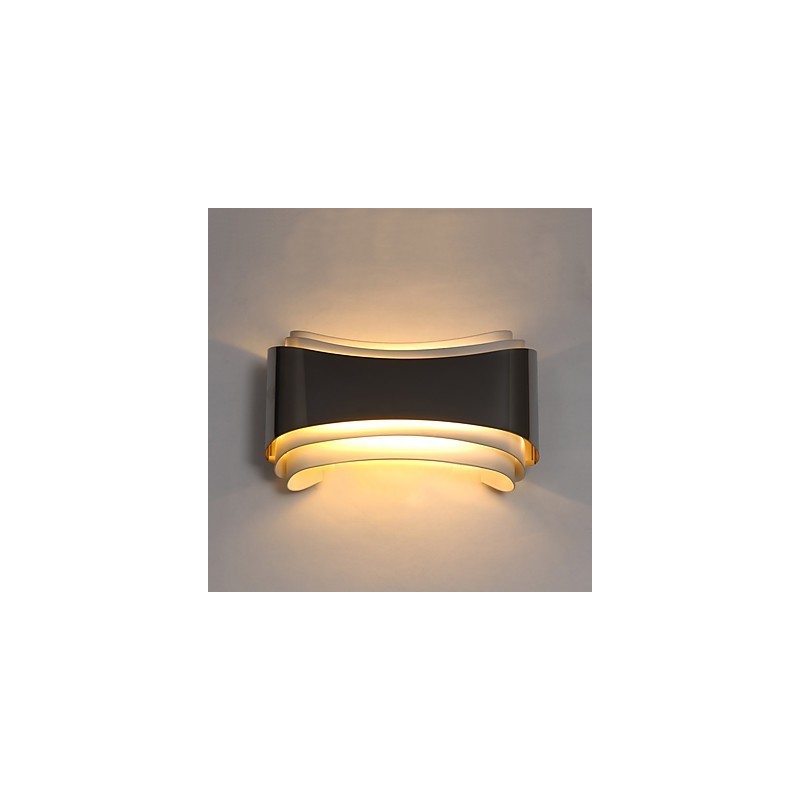 Integroitu moderni nykyaikainen Chrome-ominaisuus ympäristövalaisimiin