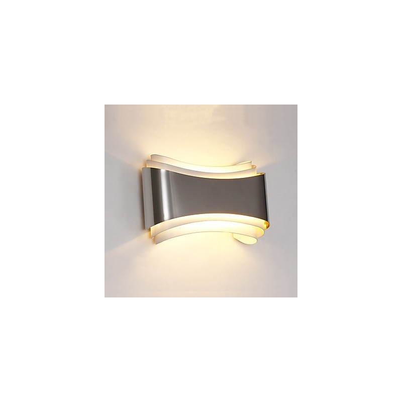 Integroitu moderni nykyaikainen Chrome-ominaisuus ympäristövalaisimiin