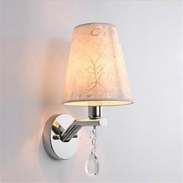 Moderni nykyaikainen hopeaominaisuus Crystal Ambient Light -seinävalaisimiin
