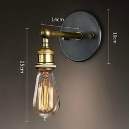 Amerikkalaisen kylän seinäparvekekäytävän yksinkertainen kuparilamppu