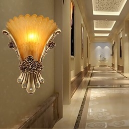 Moderni nykyaikainen perinteinen klassinen maalaismainen Lodge-maalausominaisuus kristalliminityyliselle ympäristölle