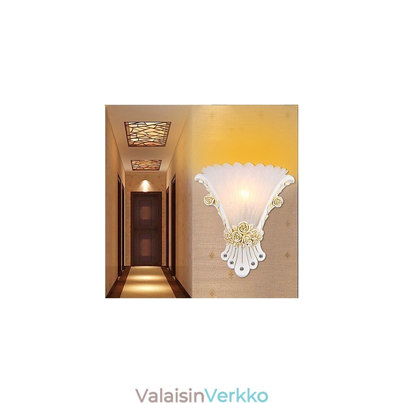 Moderni nykyaikainen perinteinen klassinen maalaismainen Lodge-maalausominaisuus kristalliminityyliselle ympäristölle