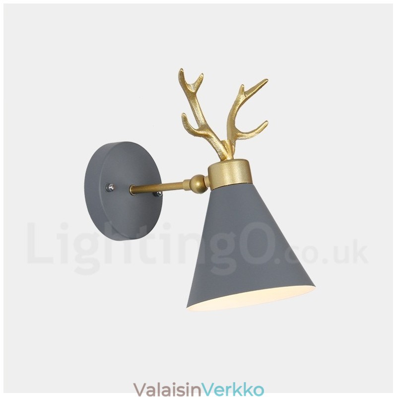 Moderni Antlers seinävalaisin
