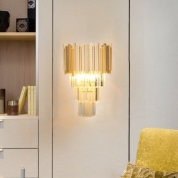 Kullanvärinen Postmoderni Luxury K9 -kristalli-seinävalaisin kristallivarjostimella