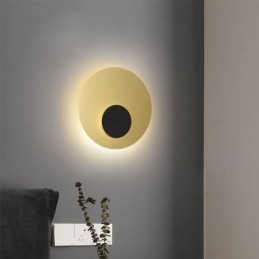 Nordic Wall Light Black Gold Pyöreä täyskuparinen seinävalaisin