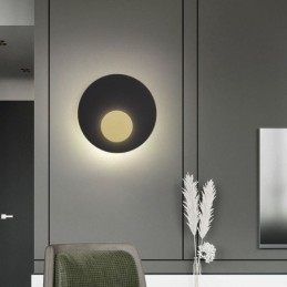Nordic Wall Light Black Gold Pyöreä täyskuparinen seinävalaisin