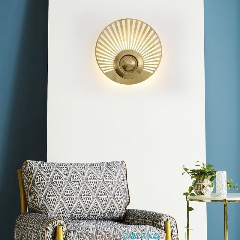 Nordic messinkiseinävalaisin ontto pyöreä valaisin