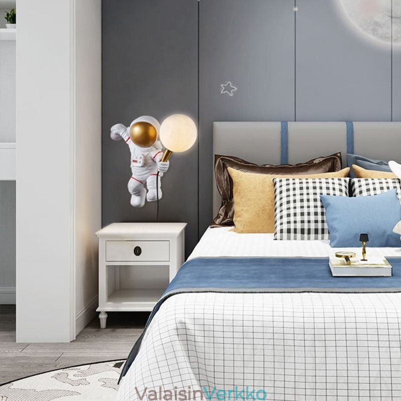 Moderni seinävalaisin Creative Astronaut Resin Wall Light lapsille
