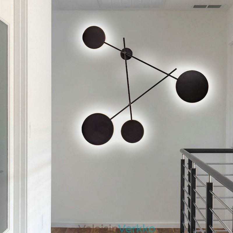 Moderni seinävalaisin geometrisen muotoinen rautavalaisin